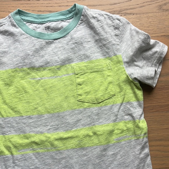 Tee - Picture 2 of 4